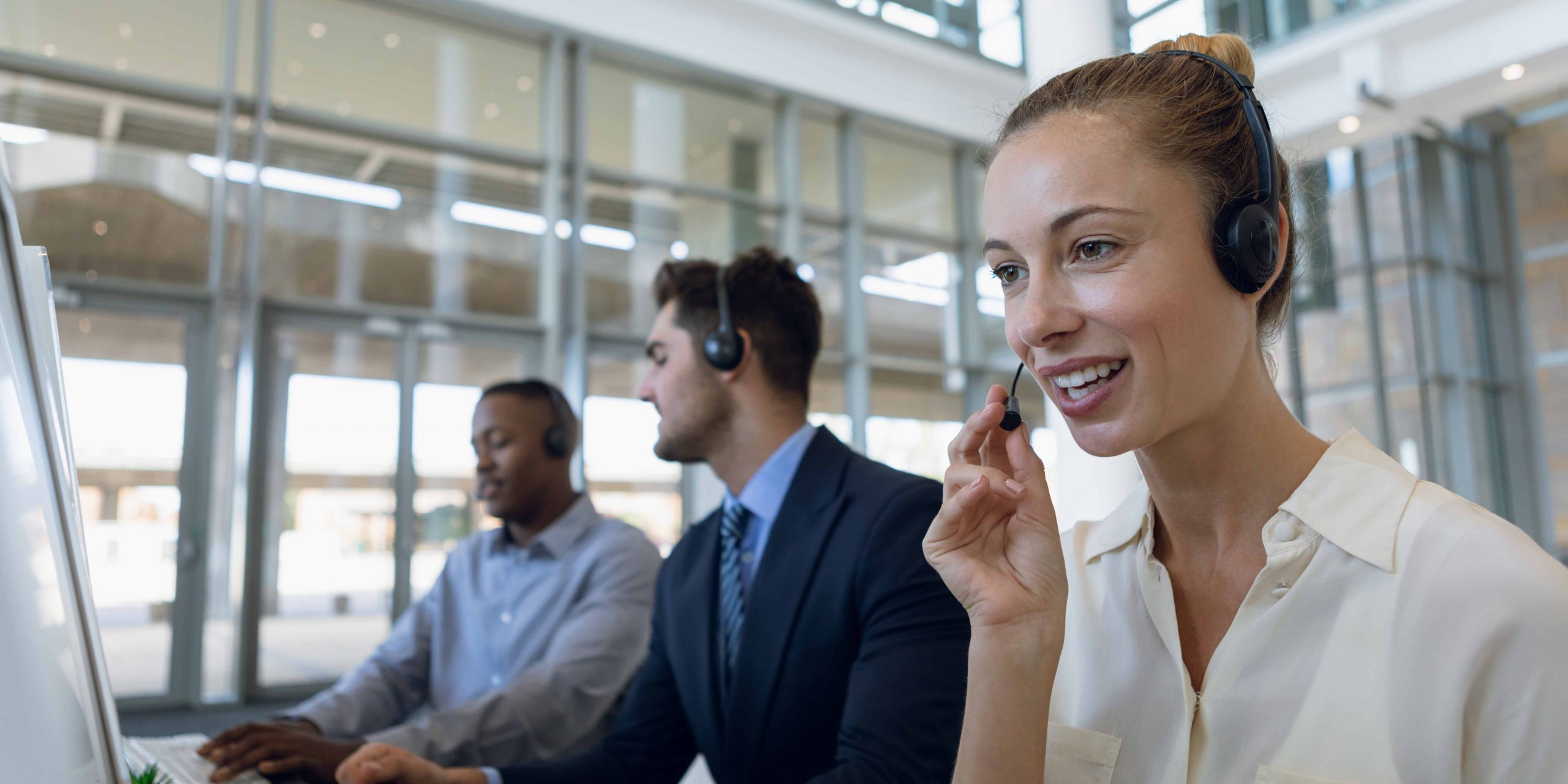 what-makes-a-good-call-center-agent-telemarketing-company-b2b-b2c